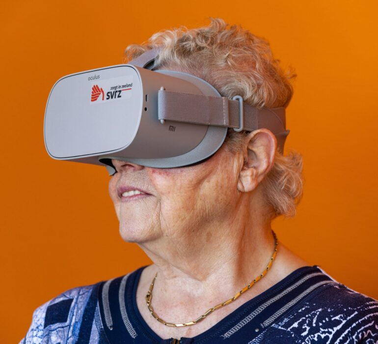 Client met VR Bril bij SVRZ