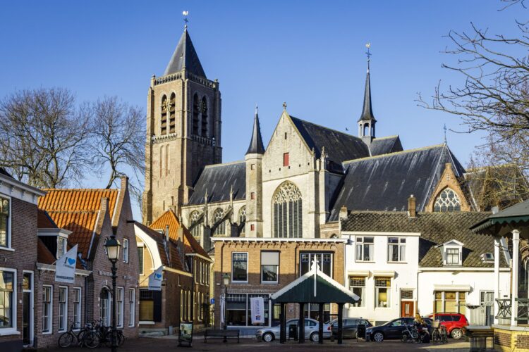 Stad en kerk Tholen SVRZ